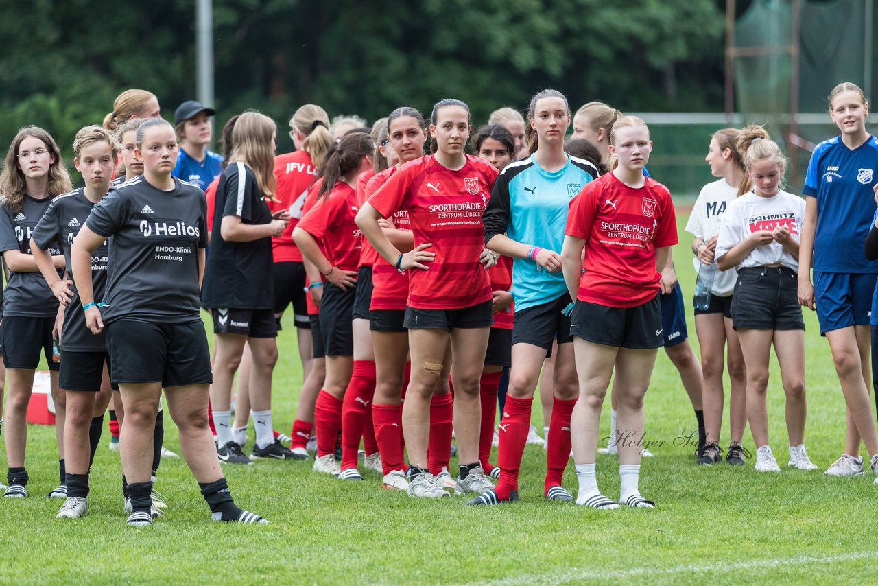Bild 66 - Loewinnen Cup